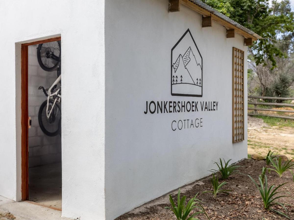 Jonkershoek Valley Cottage สเตลเลนบอช ภายนอก รูปภาพ