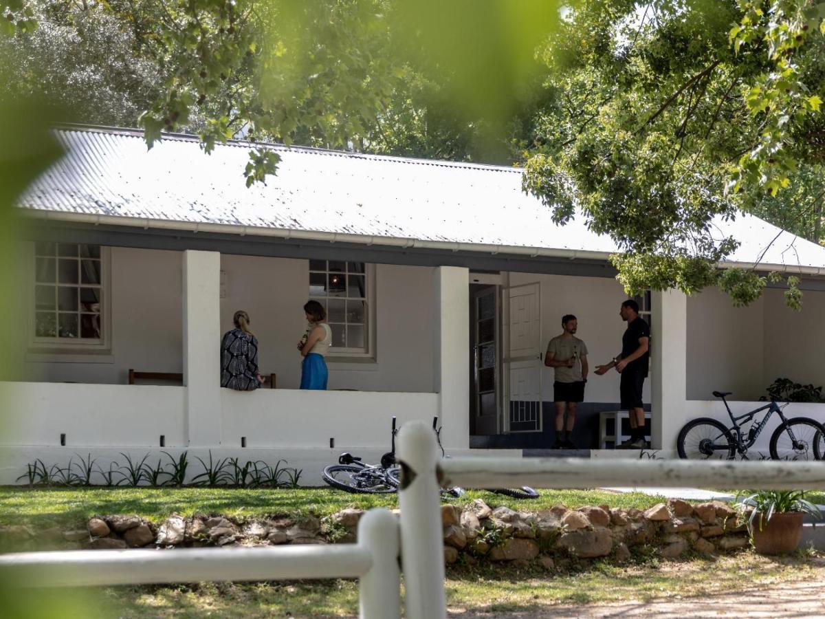 Jonkershoek Valley Cottage สเตลเลนบอช ภายนอก รูปภาพ