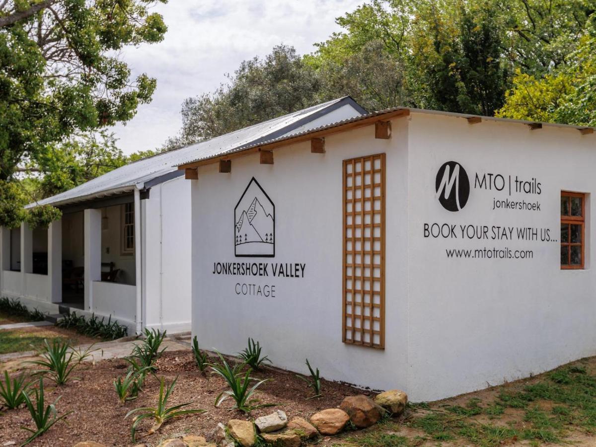 Jonkershoek Valley Cottage สเตลเลนบอช ภายนอก รูปภาพ