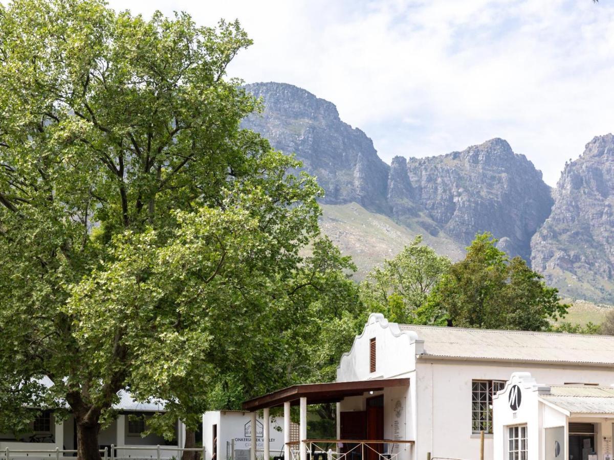 Jonkershoek Valley Cottage สเตลเลนบอช ภายนอก รูปภาพ